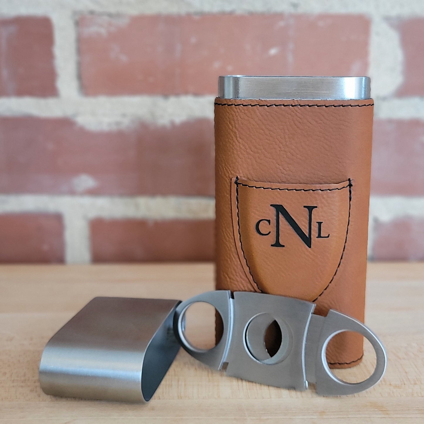 Vegan Leather Travel Cigar Case with Cutter